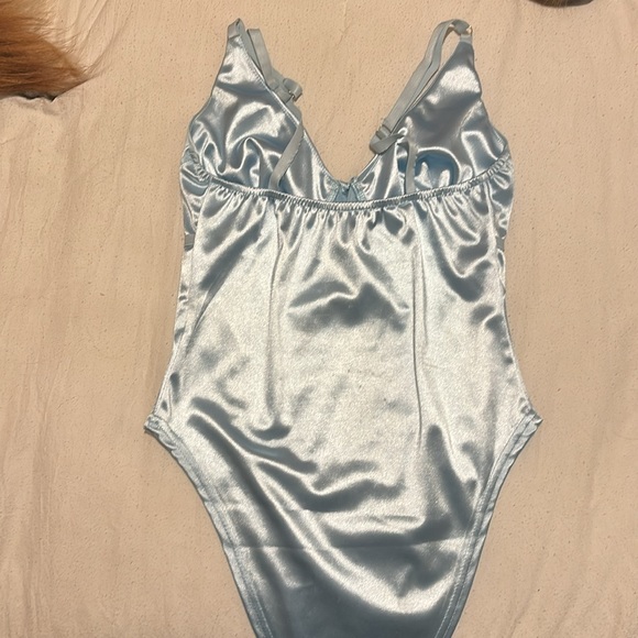 Satin corset tank - Picture 4 of 7